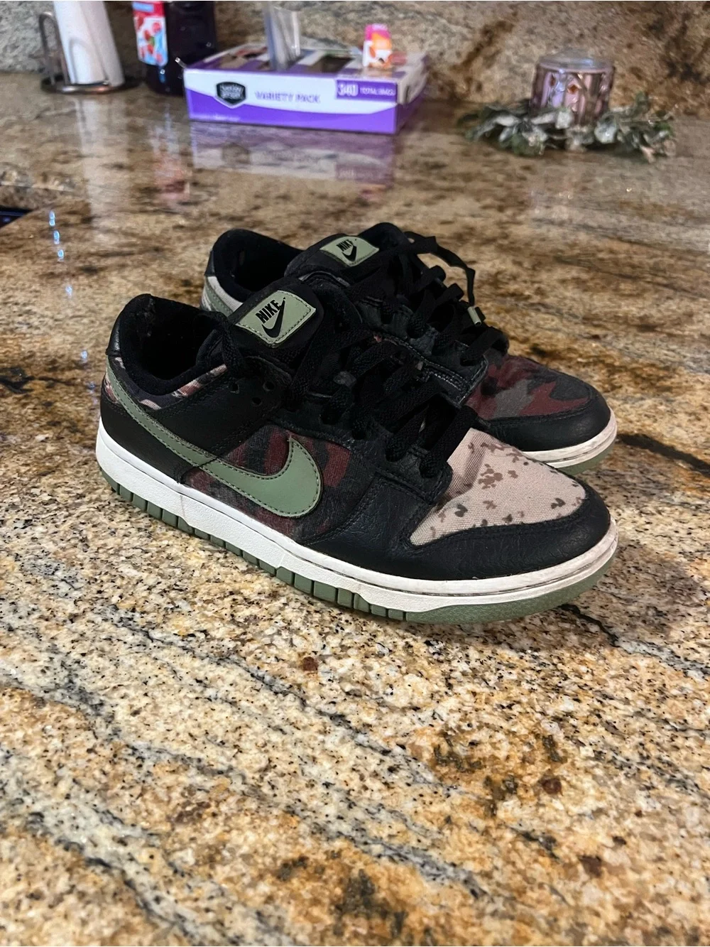 Nike Dunk Low SE Multi Camo Black Olive DB1909-001 GS Size 7.5 /Women 9